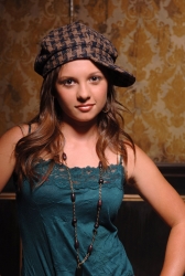 Photos de Mackenzie Rosman - Photoshoot John Sciulli HQ - 3